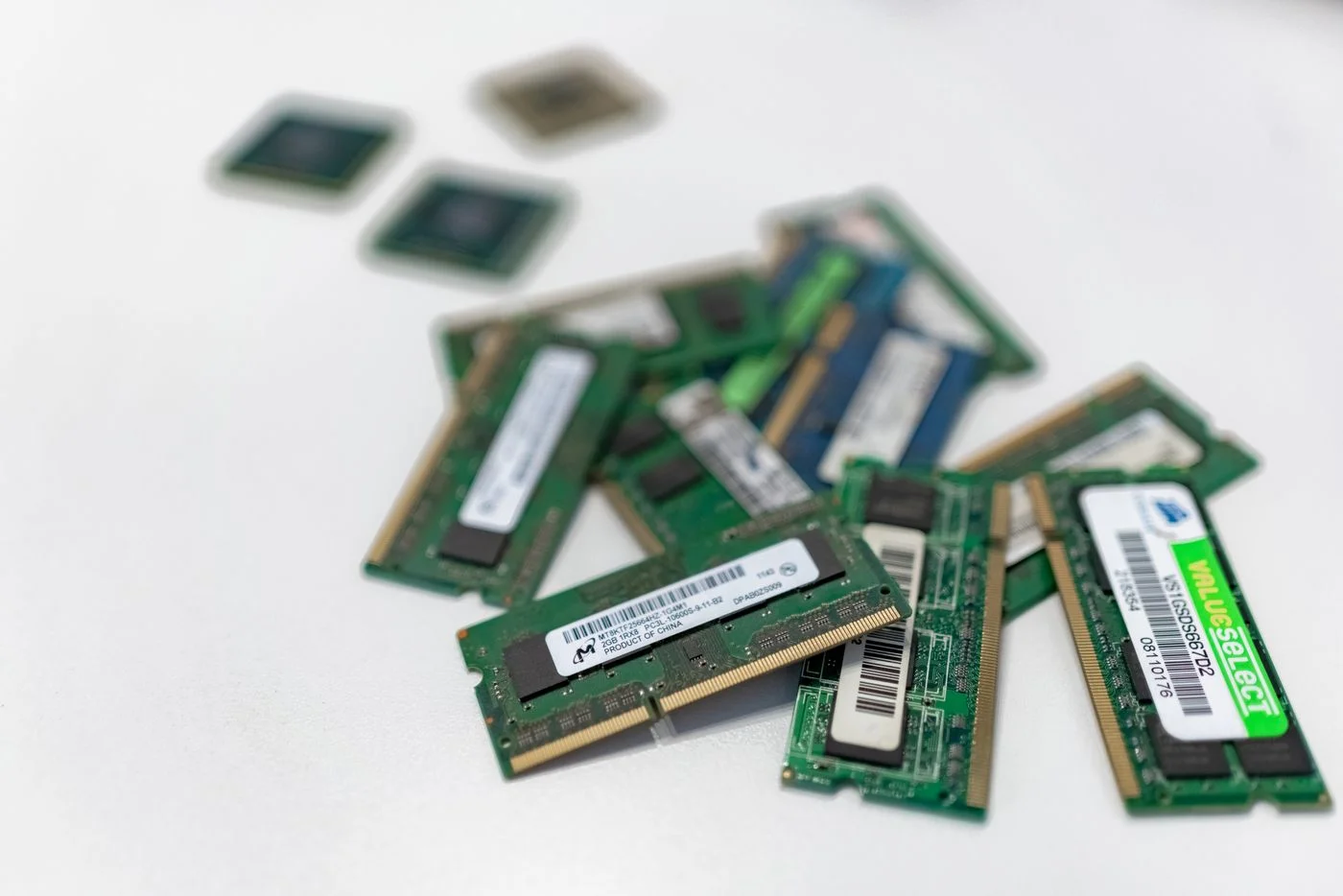 Several RAM modules